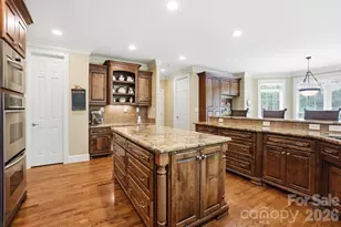 1020 Rolling Park Ln, Fort Mill, SC 29715 - Photo 9