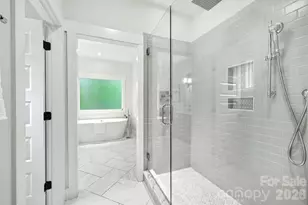 824 E 16th St, Charlotte, NC 28205 - Photo 21