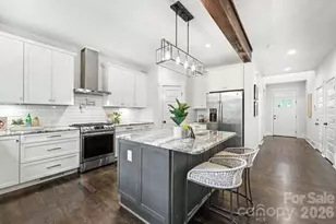 824 E 16th St, Charlotte, NC 28205 - Photo 7