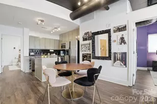505 E 6th St, Charlotte, NC 28202 - Photo 17