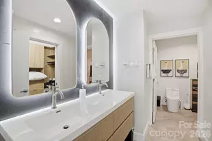 505 E 6th St, Charlotte, NC 28202 - Photo 3