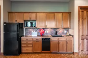 326 Summit Dr, Whittier, NC 28789 - Photo 31