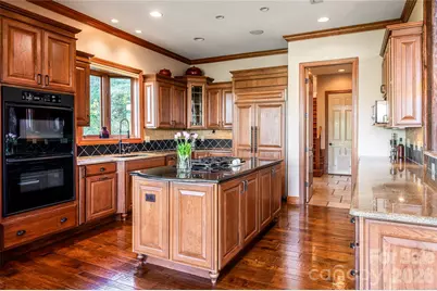 326 Summit Drive, Whittier, NC 28789 - Photo 17