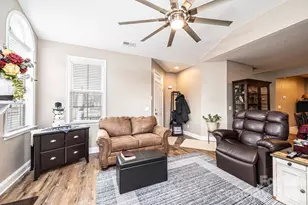823 Wynnshire Drive, Hickory, NC 28601 - Photo 7