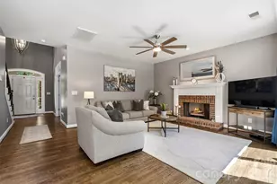 140 Foxfield Park Dr, Mooresville, NC 28115 - Photo 7