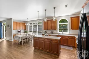 140 Foxfield Park Dr, Mooresville, NC 28115 - Photo 9