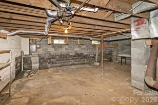379 Bee Tree Rd, Swannanoa, NC 28778 - Photo 29