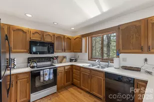 46 Poplar Ct, Sapphire, NC 28774 - Photo 17