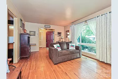 720 Aintree Road, Charlotte, NC 28215 - Photo 5