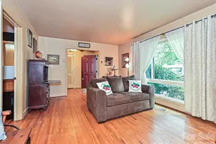 720 Aintree Rd, Charlotte, NC 28215 - Photo 5