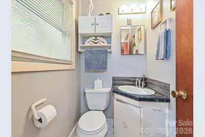 720 Aintree Road, Charlotte, NC 28215 - Photo 15