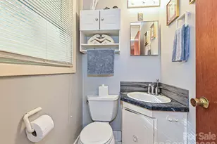 720 Aintree Rd, Charlotte, NC 28215 - Photo 15