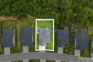200 Water Leaf Dr, Weaverville, NC 28787 - Photo 35