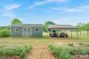 2359 Hendrix Rd, Maiden, NC 28650 - Photo 5