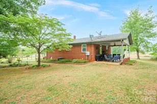 2359 Hendrix Rd, Maiden, NC 28650 - Photo 7