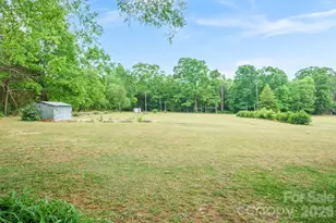 2359 Hendrix Rd, Maiden, NC 28650 - Photo 9
