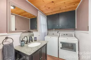 14 Murray Ln, Asheville, NC 28806 - Photo 13