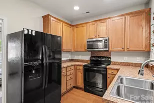 9639 Turning Wheel Dr, Charlotte, NC 28214 - Photo 9