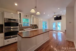 819 S South St, Gastonia, NC 28052 - Photo 11