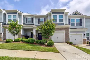 915 Emma Kate Ct, Lake Wylie, SC 29710 - Photo 1