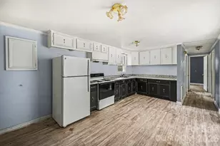 607 Texas Trail, Dallas, NC 28034 - Photo 7