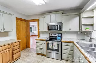 2629 Soco Rd, Maggie Valley, NC 28751 - Photo 9