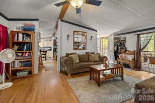 25 Weaver Ln, Black Mountain, NC 28711 - Photo 5