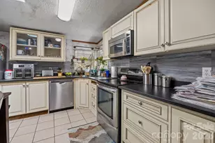 25 Weaver Ln, Black Mountain, NC 28711 - Photo 11