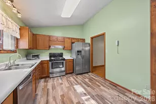 1305 Wellington Hills Cir, Salisbury, NC 28147 - Photo 11