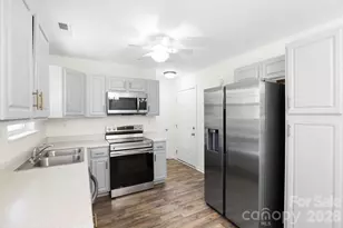 140 Thea Ln, Fletcher, NC 28732 - Photo 13