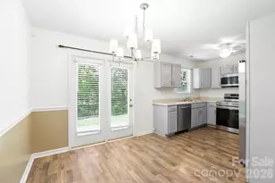 140 Thea Ln, Fletcher, NC 28732 - Photo 9