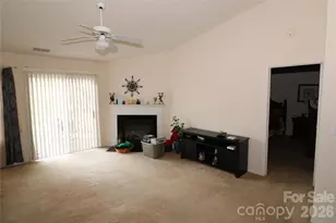 6326 Ziegler Ln, Charlotte, NC 28269 - Photo 3