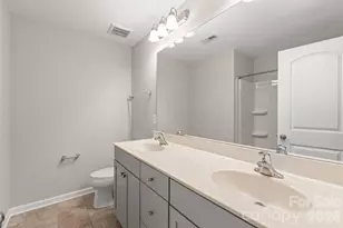 5662 Stonewells Dr, Charlotte, NC 28278 - Photo 27