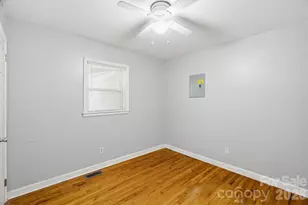 6517 Riverine Dr, Charlotte, NC 28216 - Photo 25