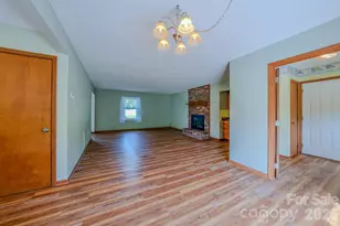10 Arrow Pl, Asheville, NC 28805 - Photo 13