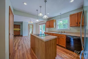 10 Arrow Pl, Asheville, NC 28805 - Photo 25