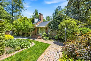 109 Stuyvesant Rd, Asheville, NC 28803 - Photo 3