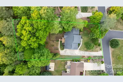 1011 Cambridge Court, Lenoir, NC 28645 - Photo 35