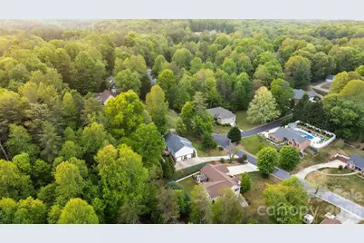 1011 Cambridge Court, Lenoir, NC 28645 - Photo 33