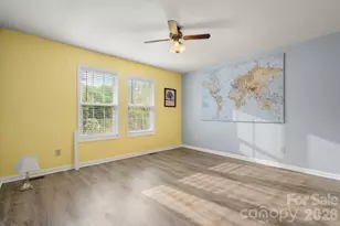 1011 Cambridge Ct, Lenoir, NC 28645 - Photo 13