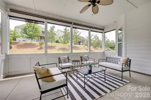 15927 Vale Ridge Dr, Charlotte, NC 28278 - Photo 37