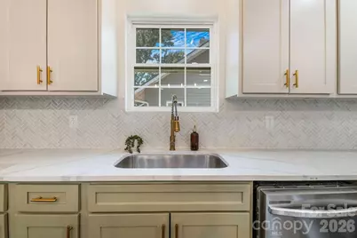 131 Woodrow Avenue, Asheville, NC 28801 - Photo 17