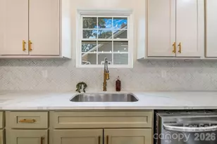 131 Woodrow Ave, Asheville, NC 28801 - Photo 17