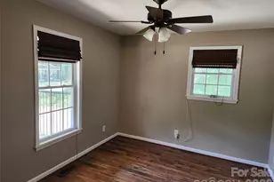 1404 W Mauney Ave, Gastonia, NC 28052 - Photo 5