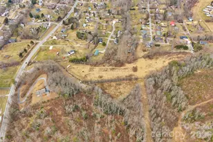 2025 Howard Gap Rd, Hendersonville, NC 28792 - Photo 45