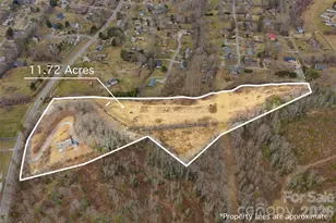 2025 Howard Gap Rd, Hendersonville, NC 28792 - Photo 43