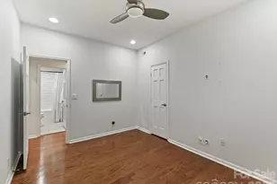 1014 Queens Rd, Charlotte, NC 28207 - Photo 19
