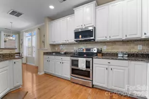 18533 The Commons Blvd, Cornelius, NC 28031 - Photo 17