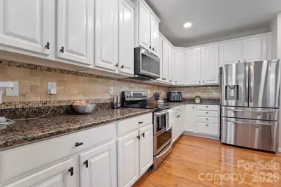 18533 The Commons Boulevard, Cornelius, NC 28031 - Photo 17