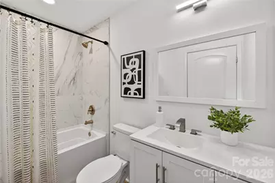 622 W Catawba Avenue, Mount Holly, NC 28120 - Photo 11